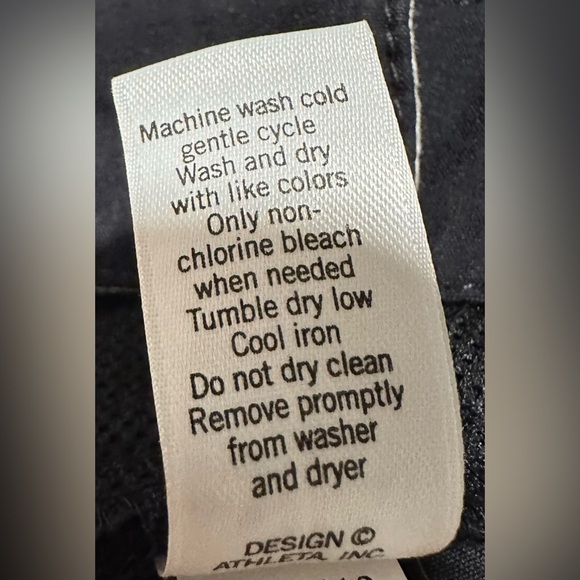 Athleta Black Women's Dipper Bermuda Shorts - Picture 14 of 16